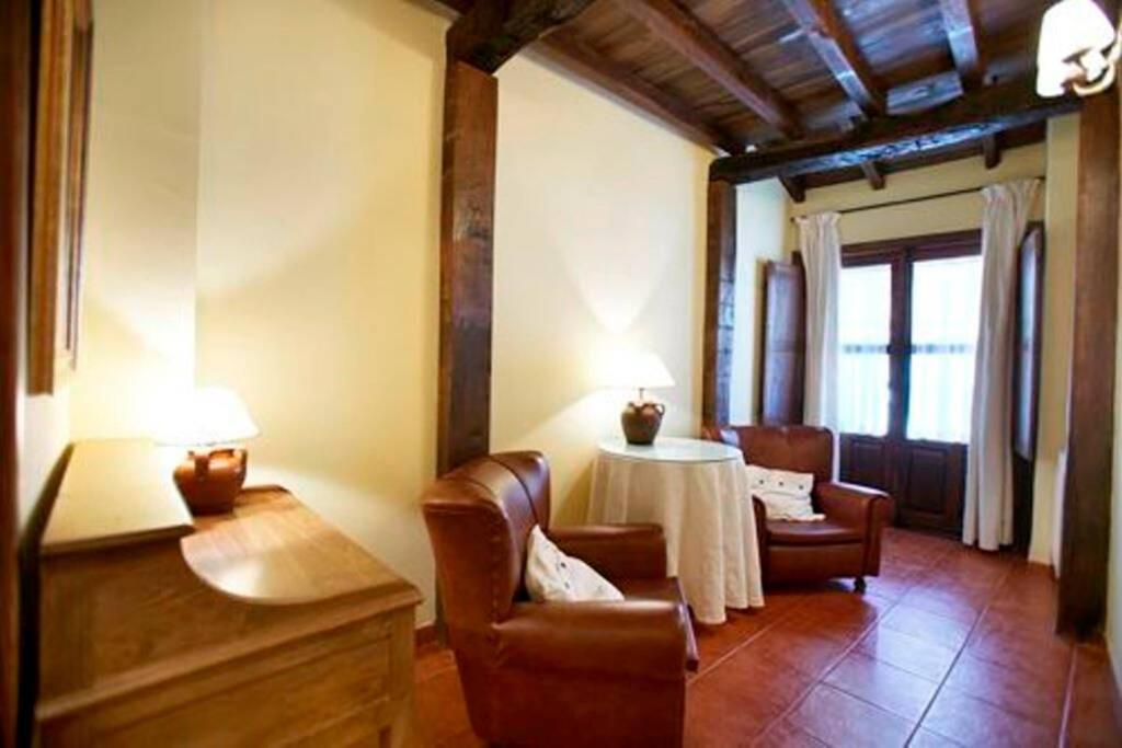 Casa Rural Los Portales Valle Del Jerte 카베주엘라델발 외부 사진
