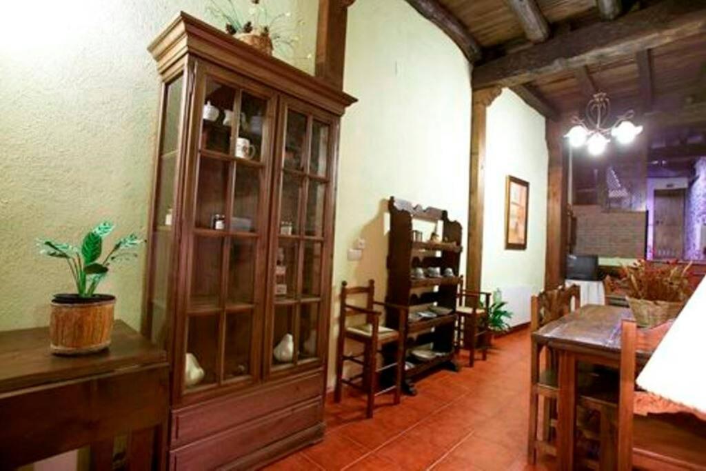 Casa Rural Los Portales Valle Del Jerte 카베주엘라델발 외부 사진